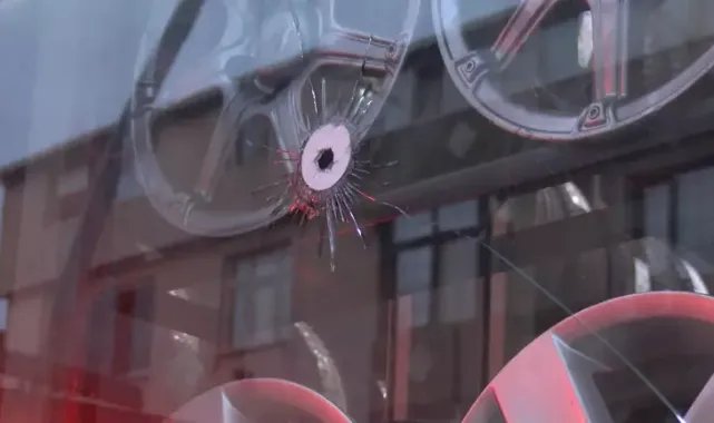 Sultangazi'de oto lastik dükkânına 10 gün arayla ikinci silahlı saldırı kamerada