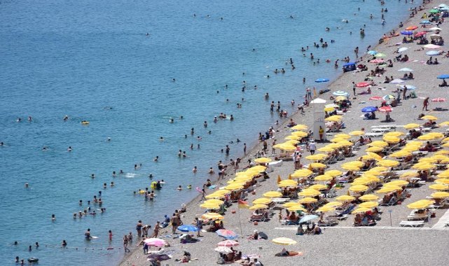 Antalya gece- gündüz çok sıcak