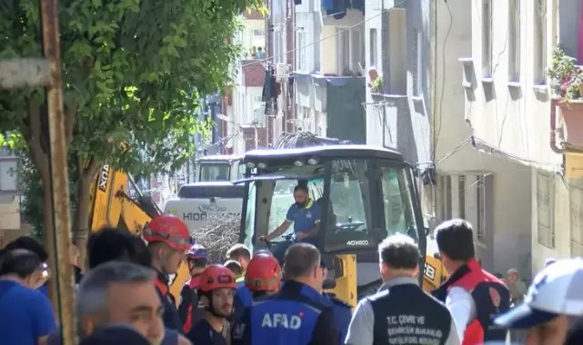 Bahçelievler'de 7 katlı binadaki çökme