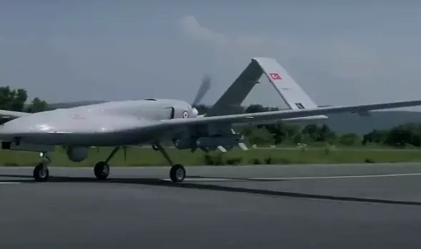 Bayraktar TB2 İHA'lar, orman yangınına müdahaleyi 10 dakikaya düşürdü