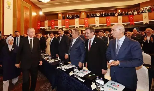 Emine Erdoğan: AK Parti, 22 yıldır hizmet üretmenin öncülüğünü üstleniyor