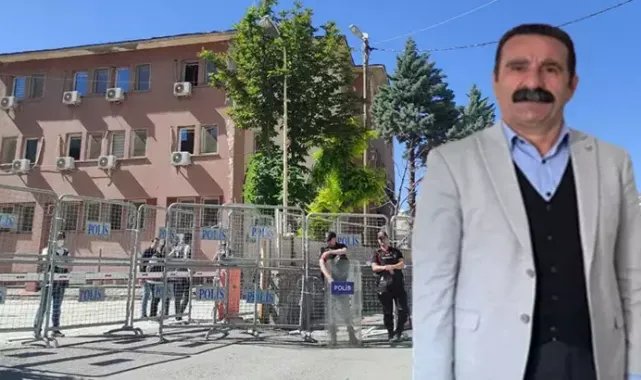 Hakkari Belediye Başkanı Mehmet Sıddık Akış' a 19 yıl 6 ay hapis cezası