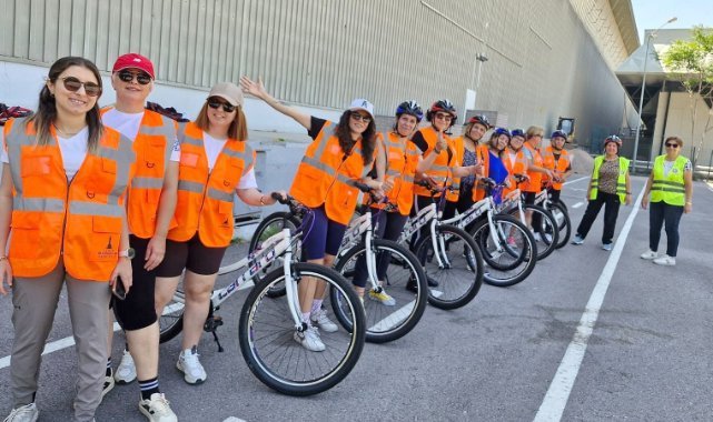 Hayatlarında ilk kez bisiklet sürdüler: Kadınlar, özgürlüğe pedal çeviriyor