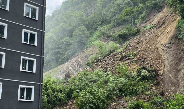 Hopa’da heyelan