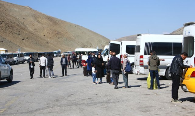 İranlılar Van’da, yeni cumhurbaşkanını seçmek için sandık başına gitti