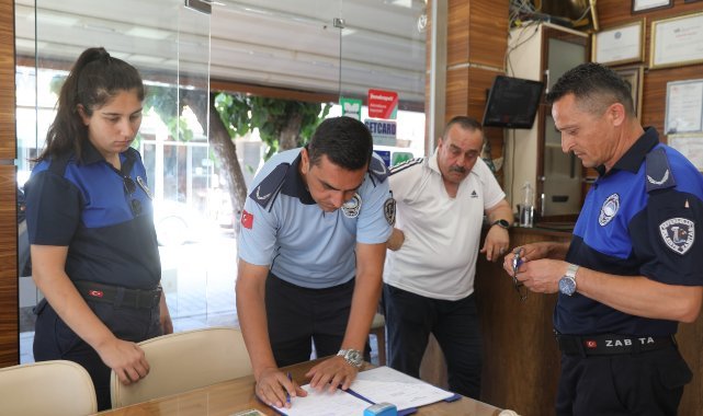 Seferihisar'da zabıtadan  bayram öncesi denetim