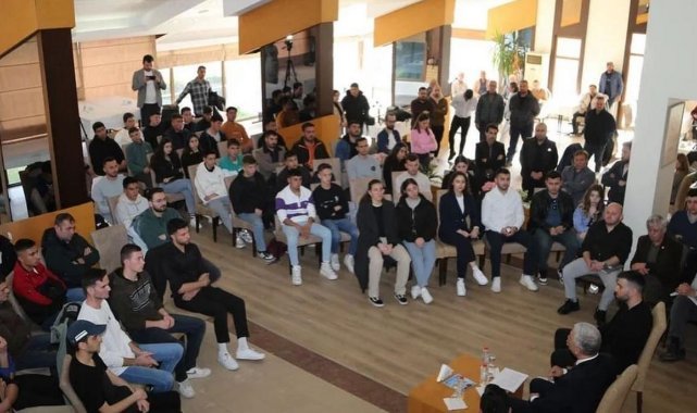 "YKS'ye girecek tüm öğrencilerimize başarılar diliyorum"