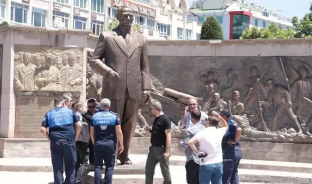 Atatürk Anıtı'na balta ile saldırıda yeğen: Dayımın 'mesih' olduğuna inanıyorum