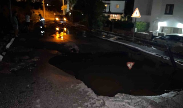 Bodrum’da su hattı bomba gibi patladı
