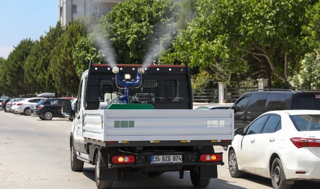 Buca’da ilaçlama son hızla devam ediyor