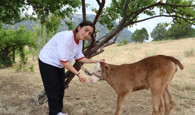 Çoban Zeynep LGS’de ilçe birincisi oldu