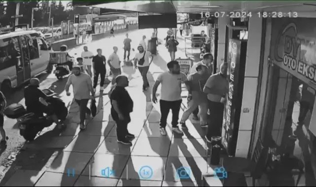 Gaziosmanpaşa'da satmaya çalıştığı araç kusurlu çıktı; dayak yememek için camdan atladı