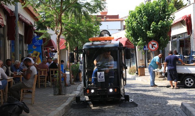 Güzelbahçe'de Her Mahalleye Bir Temizlik Aracı