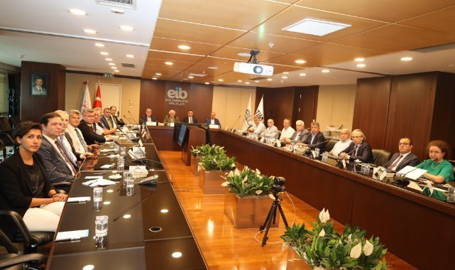 İzmirli ihracatçıların KDV iadeleri ortalama 17 günde sonuçlandırılıyor