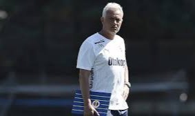 Jose Mourinho: "Transfer döneminde doğru şeyleri, akıllı bir şekilde yapmak istiyoruz"