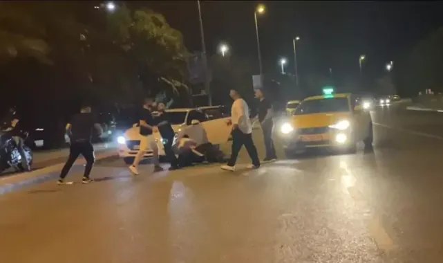 Kartal'da trafikte sopalı yol verme kavgası