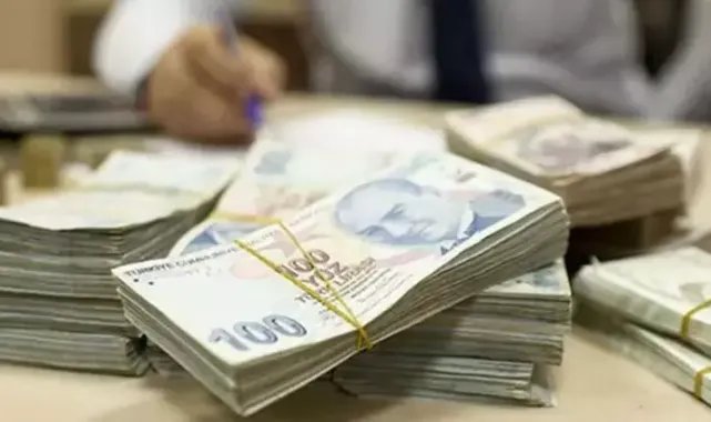 Moody's Türkiye'nin kredi notunu B3'ten B1'e yükseltti