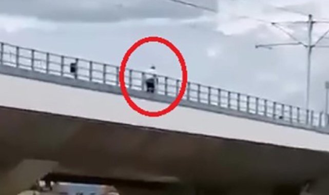Raylarda yürüdü, metro seferleri aksadı