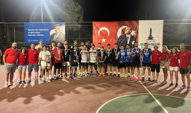 Sokak basketbolunda heyecan dorukta