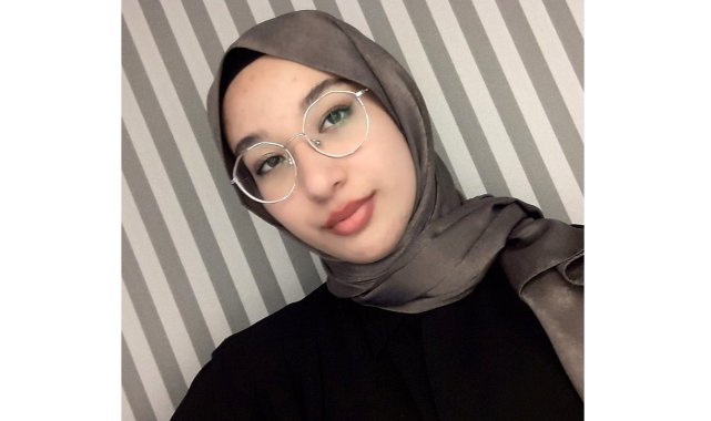 Staj için gelen öğrenciyi başörtüsü sebebiyle okula almadığı iddia edilen okul müdürüne 3 yıl 4 ay hapis cezası
