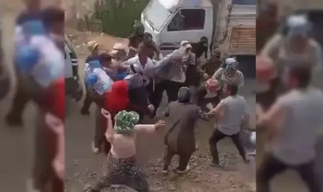 Van&#039;da &#039;yayla arazisi&#039; kavgası; 3 yaralı