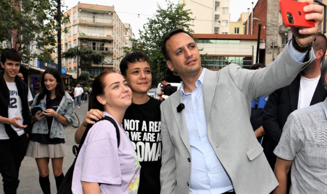30 Liseli öğrenci sertifikalarını törenle aldı