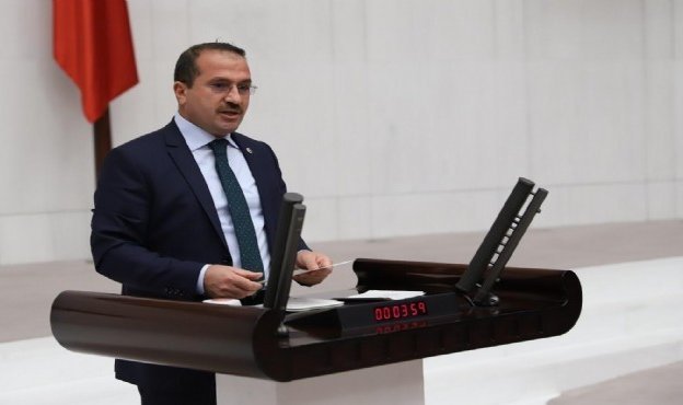 AK Partili Kırkpınar’dan CHP’ye uçak göndermesi