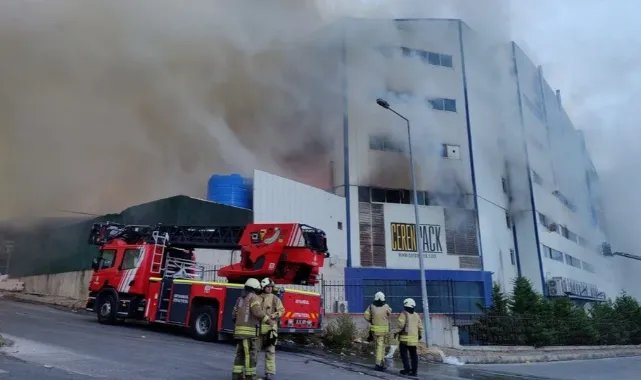 Arnavutköy'deki fabrika yangını söndürüldü