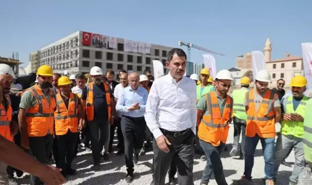Bakan Kurum: İstanbul'da olası bir depremde 600 bin konut yıkılma tehlikesiyle karşı karşıya