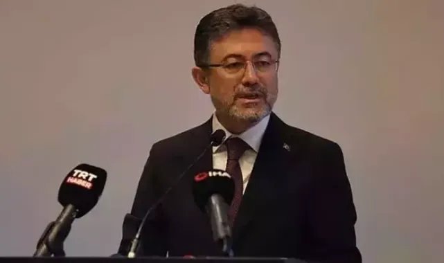 Bakan Yumaklı: Manisa ve Uşak'taki yangınlar kontrol altında