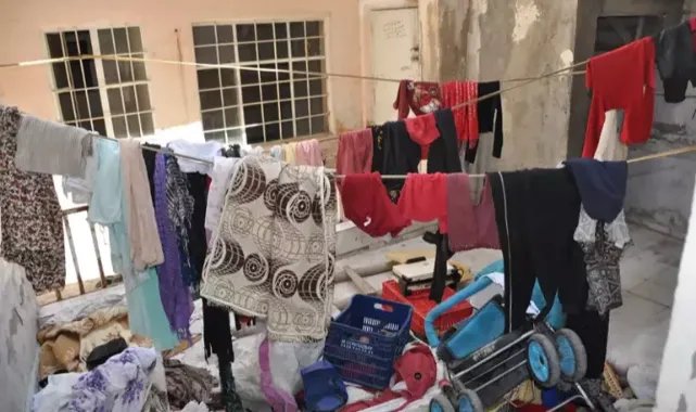 Çocuğuna işkence ettiği iddiasıyla gözaltına alındı, linçten polis kurtardı