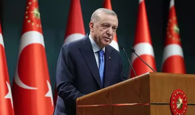 Cumhurbaşkanı Erdoğan: Milyonlarca vatandaşımızın 30 Ağustos Zafer Bayramı’nı tebrik ediyorum