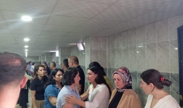 DEM’li Milletvekili Oduncu, teröristin taziyesine katıldı