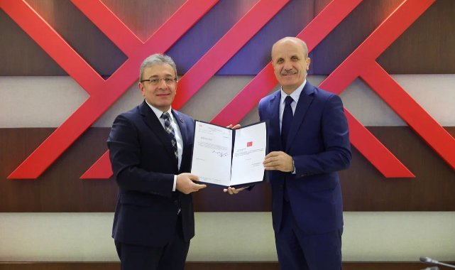 DEÜ Rektörü Yılmaz mazbatasını aldı