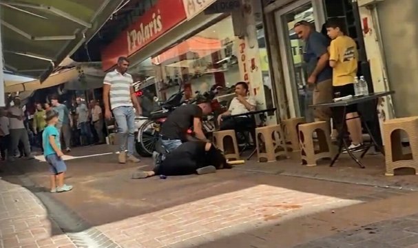 Dini nikahla yaşadığı kadını öldüresiye dövdü, çevredekiler linç girişiminde bulundu