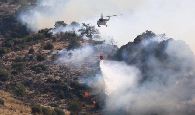 Dumanlar İzmir'in her yerinden görünüyor: Yamanlar'daki yangına müdahale sürüyor