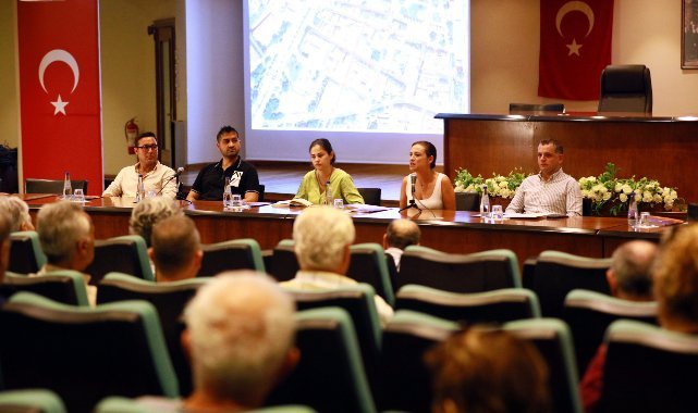 Filiz Başkan duyurdu: Efes Selçuk çarşısı sakinleri doğalgaz için ilk çalışma tarihine anketle karar verecek!