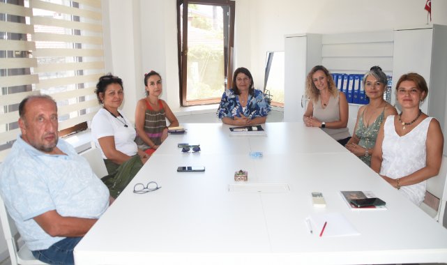 Foça'da sokak hayvanları için toplantı