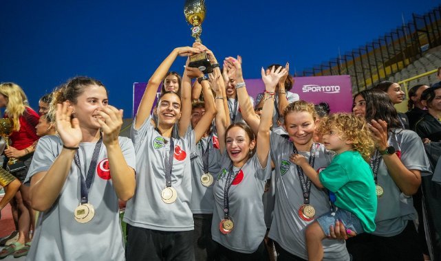 Gaziemir’in amazonları yeniden Süper Lig’de