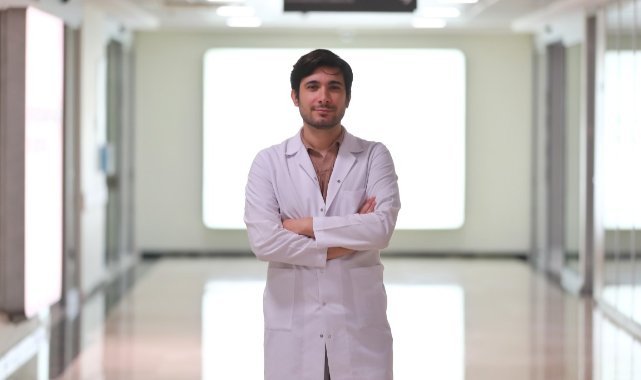 Halsizlik, baş ağrısı ve ateş; maymun çiçeği virüsünün belirtileri olabilir