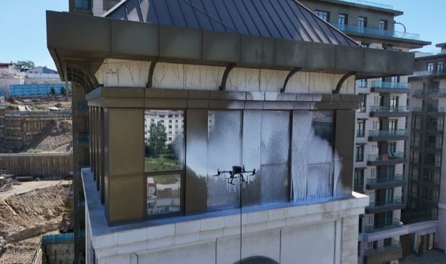 İstanbul’da dron ile dış cephe temizliği