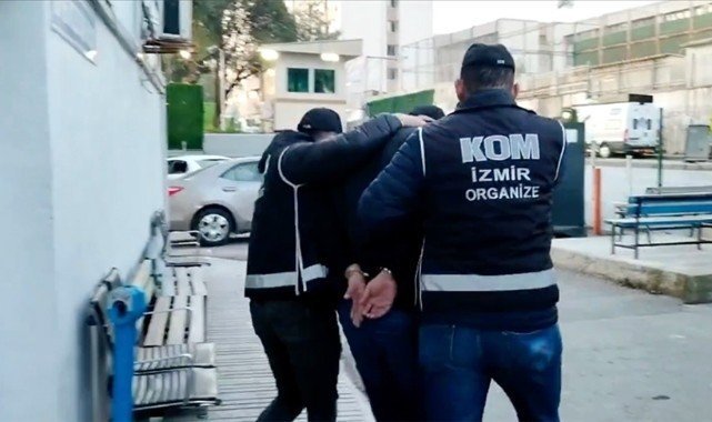 İzmir’de elebaşılığını Adnan Üstün’ün yaptığı suç örgütüne yönelik “Kuyu-19” operasyonu: 15 şüpheli yakalandı
