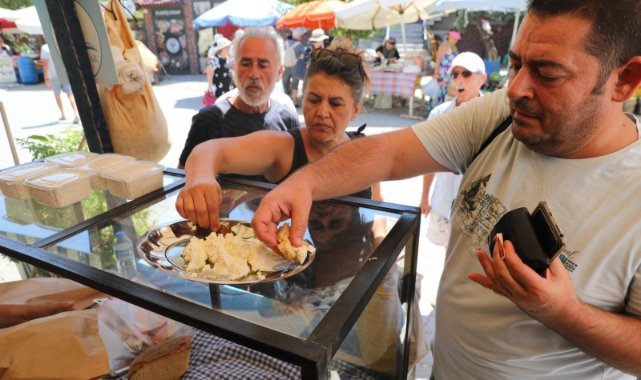 Seferihisar’da Ata Ekmeği ve Armola Pazarı coşkusu