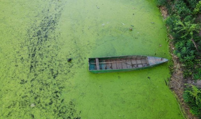 Tunca Nehri’nde kuraklık alarmı: Yolda çökmeler oluştu