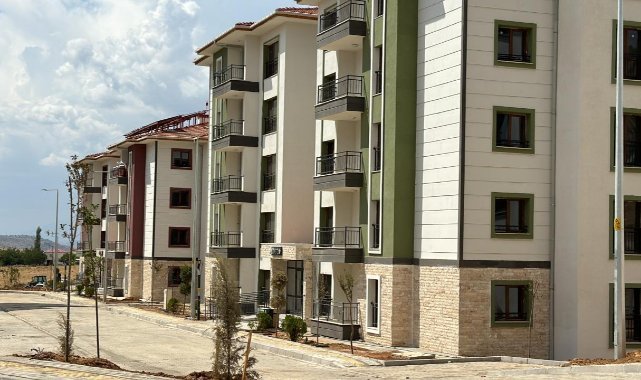 24 bin 812 afet konutu hak sahiplerine teslim edildi