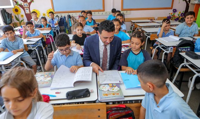 Başkan Önal'dan öğrencilere sürpriz ziyaret