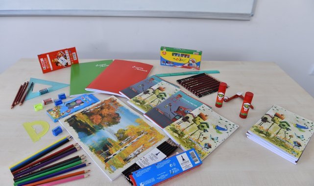 Başkan Tugay duyurdu: Kırtasiye desteği 2 bin 500 liraya çıktı
