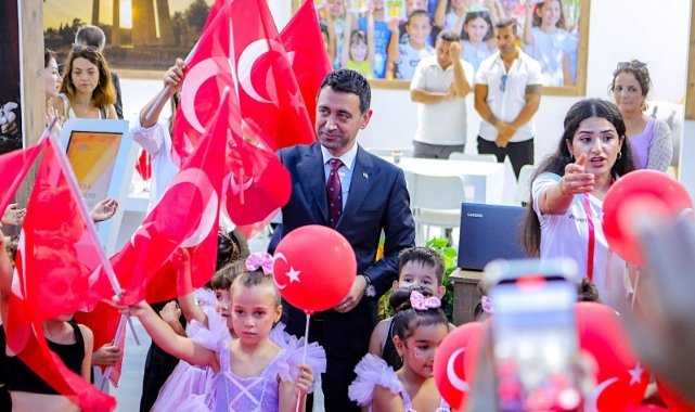 Bayraklı Belediyesinden İzmir Fuarı'na muhteşem final