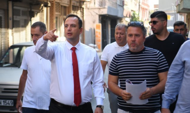 Bornova’da asfalt seferberliği ‘Aynası iştir kişinin’