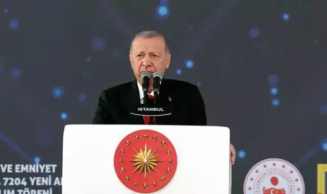Cumhurbaşkanı Erdoğan: Savunma sanayinde tam bağımsız Türkiye hedefimize ulaşana kadar çalışmalarımızı devam ettireceğiz